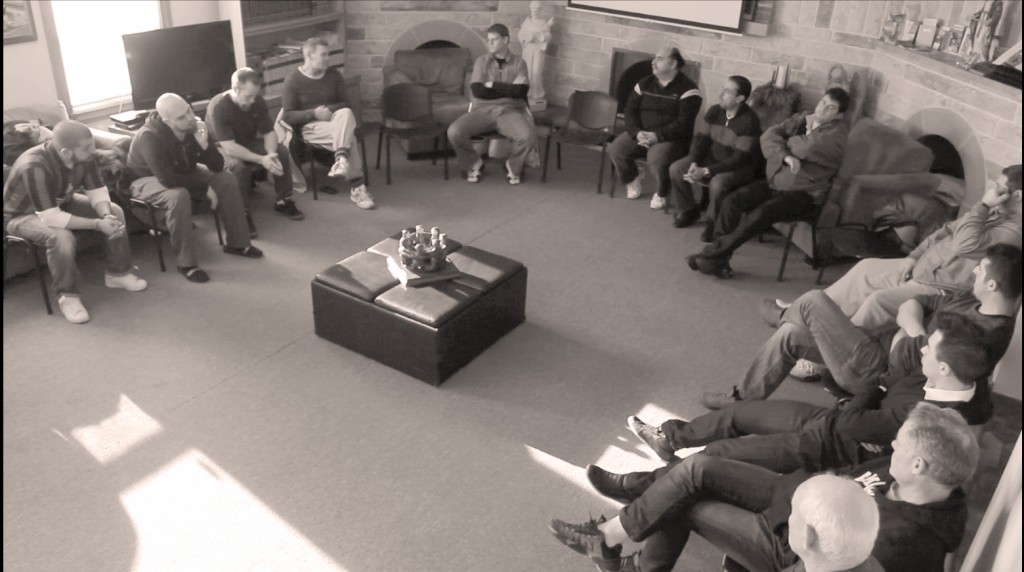 Vitanova-foundation-group-therapy-BW-1-1024x572
